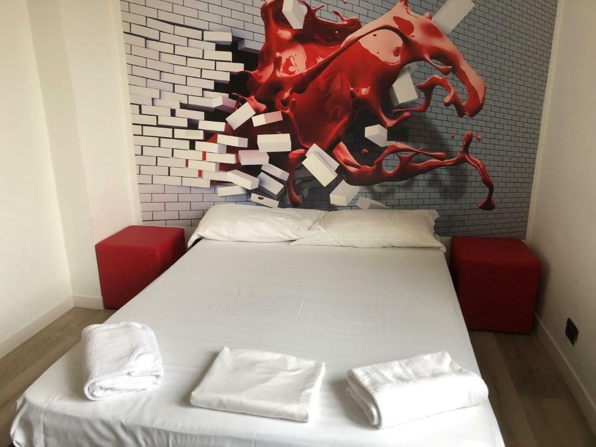 Backpackers Piramide Hostel Rome Exterior photo