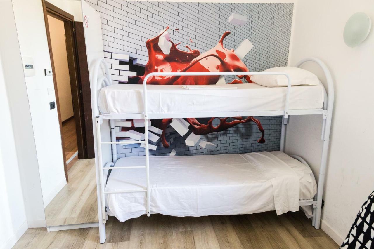 Backpackers Piramide Hostel Rome Exterior photo